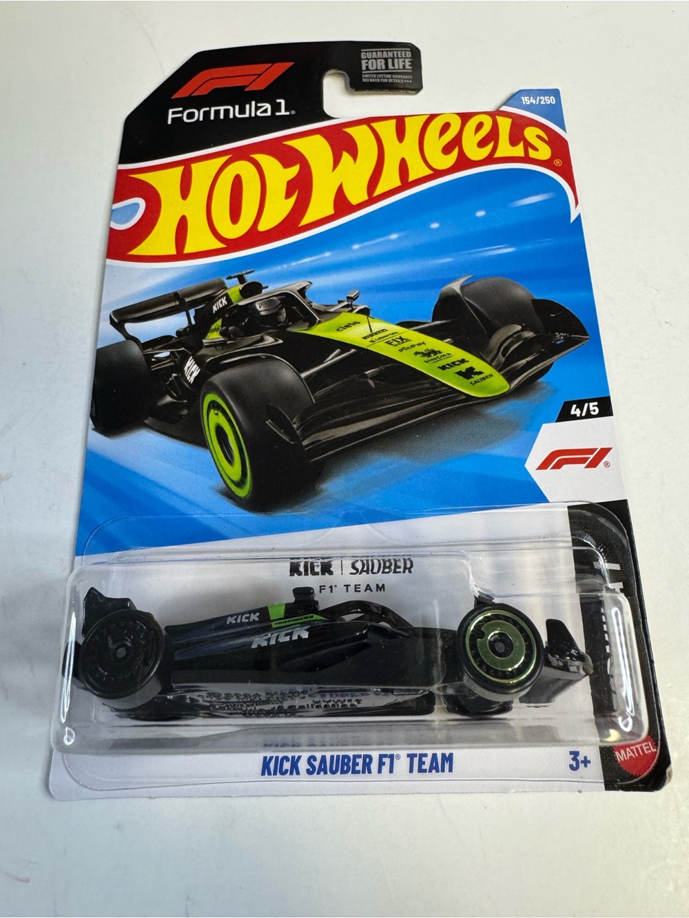 Hot Wheels Formula 1 KICK SAUBER F1 TEAM